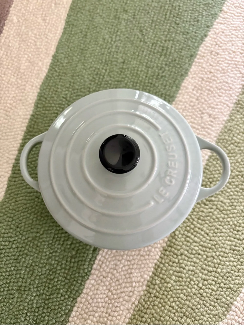 Le Creuset Pistache 24 ounce Round Cocotte & Straight Wall Ramekin